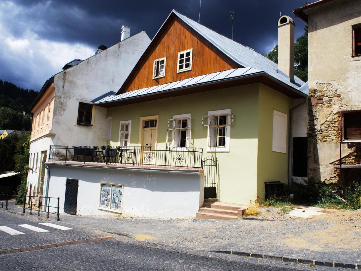 Apartman V Studni Na Streche Banska Stiavnica Exterior photo